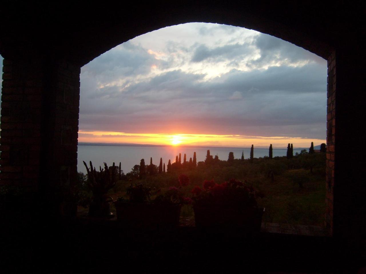 Fattoria Il Poggio Villa San Feliciano Exterior foto